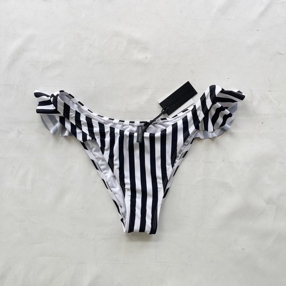 [Kendall & Kylie] NWT ruffle stripe bikini bottom only size large - Picture 3 of 8
